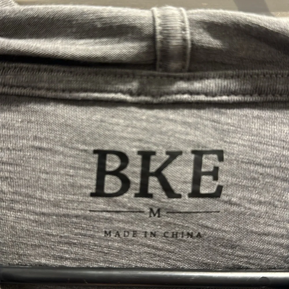 Men’s BKE light weight pull over with hood. Grey size Medium.
New without tags. - Picture 2 of 2